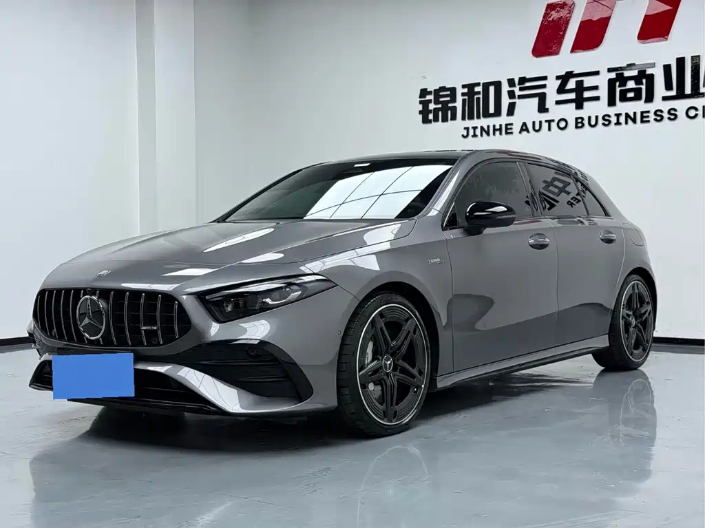 Mercedes-Benz A-Class AMG 2025 — фото 1