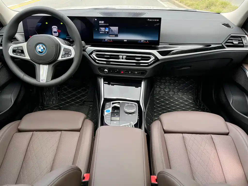 BMW i3 2022 — фото 14