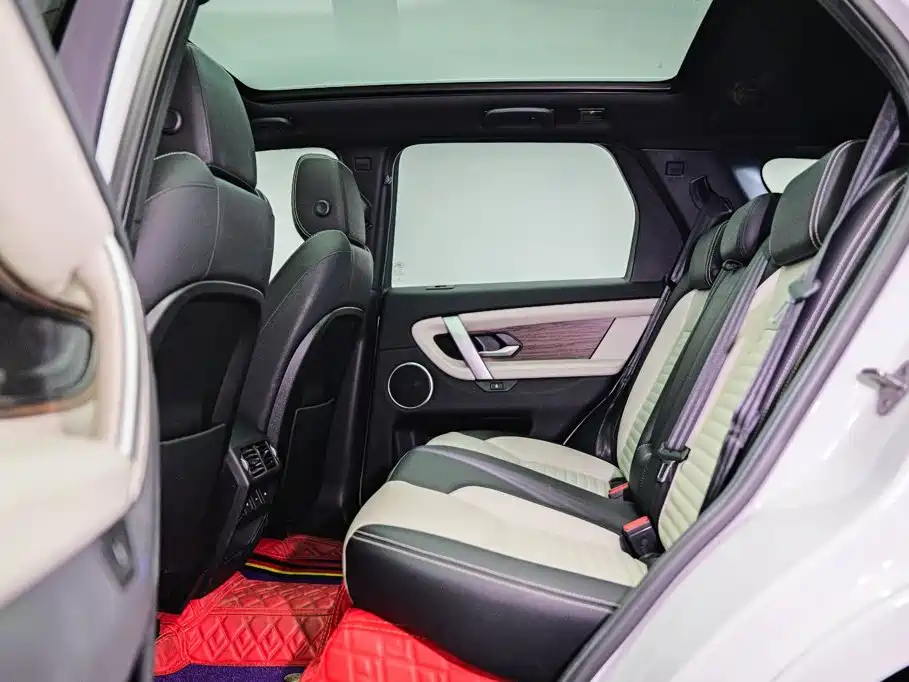Land Rover Discovery Sport 2022 — фото 16