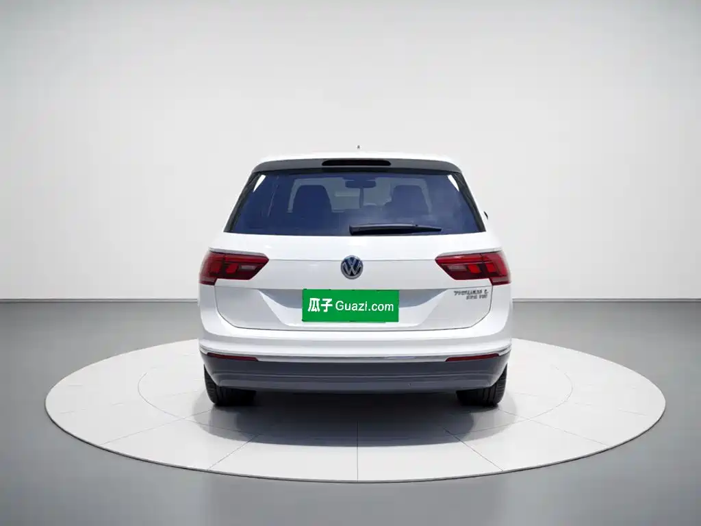 Volkswagen Tiguan L 2020 — фото 15