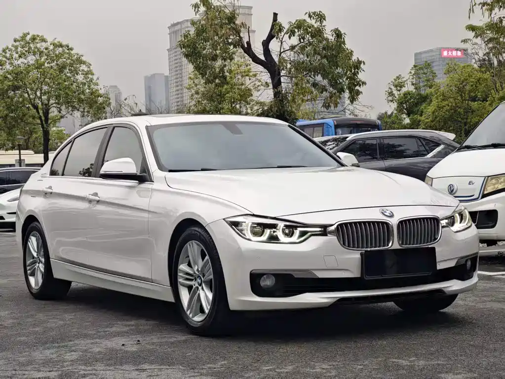 BMW 3 Series 2017 — фото 3