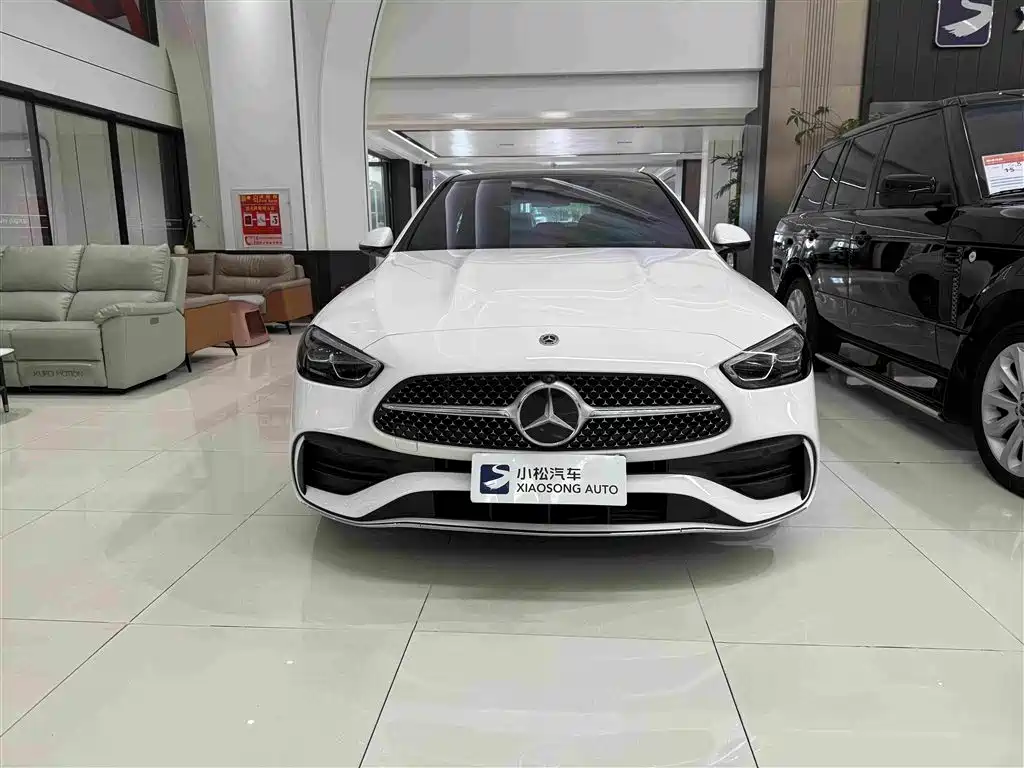 Mercedes-Benz C-Class 2025