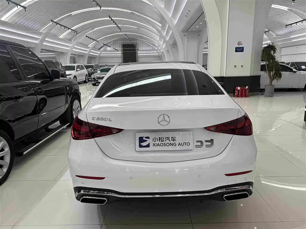 Mercedes-Benz C-Class 2025