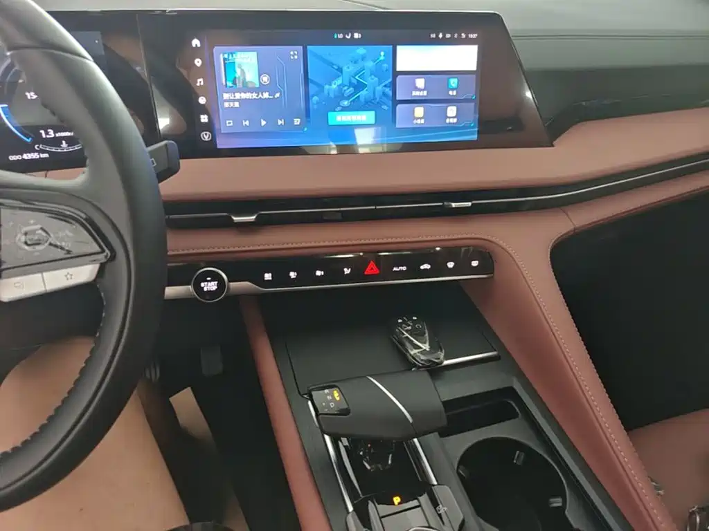 Changan CS75PLUS 2025 — фото 13