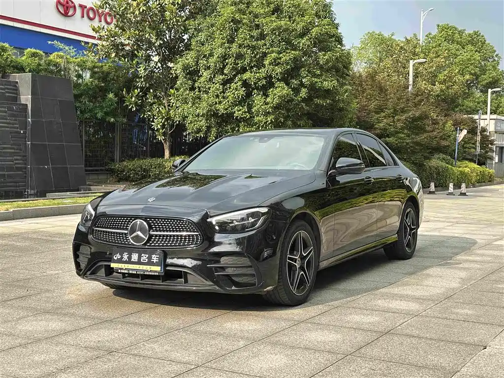 Mercedes-Benz E-Class 2021
