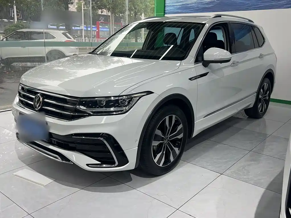 Volkswagen Tiguan L 2024