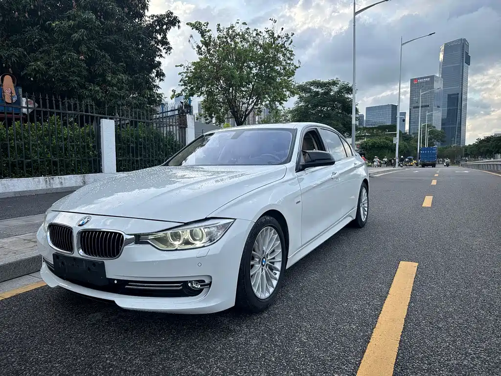 BMW 3 Series 2013
