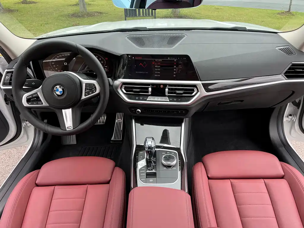 BMW 3 Series 2021 — фото 11