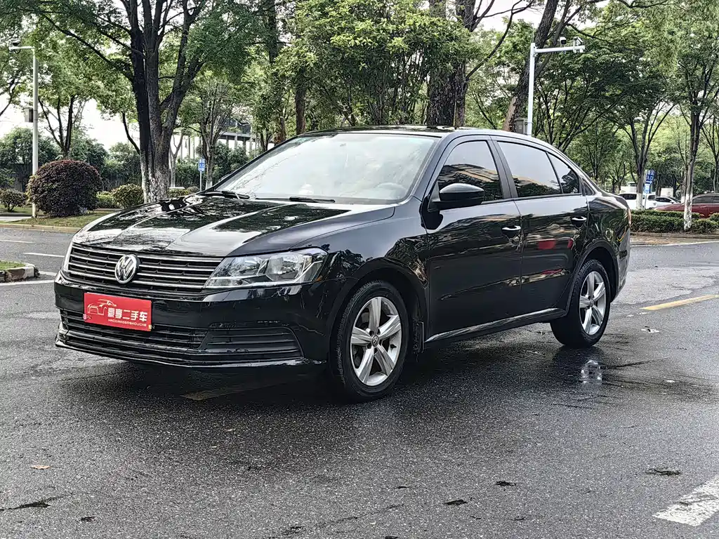 Volkswagen Lavida 2017 — фото 1