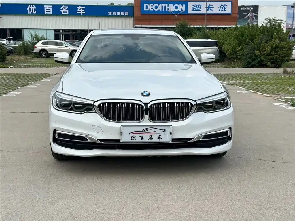 BMW 5 Series 2020 — фото 12