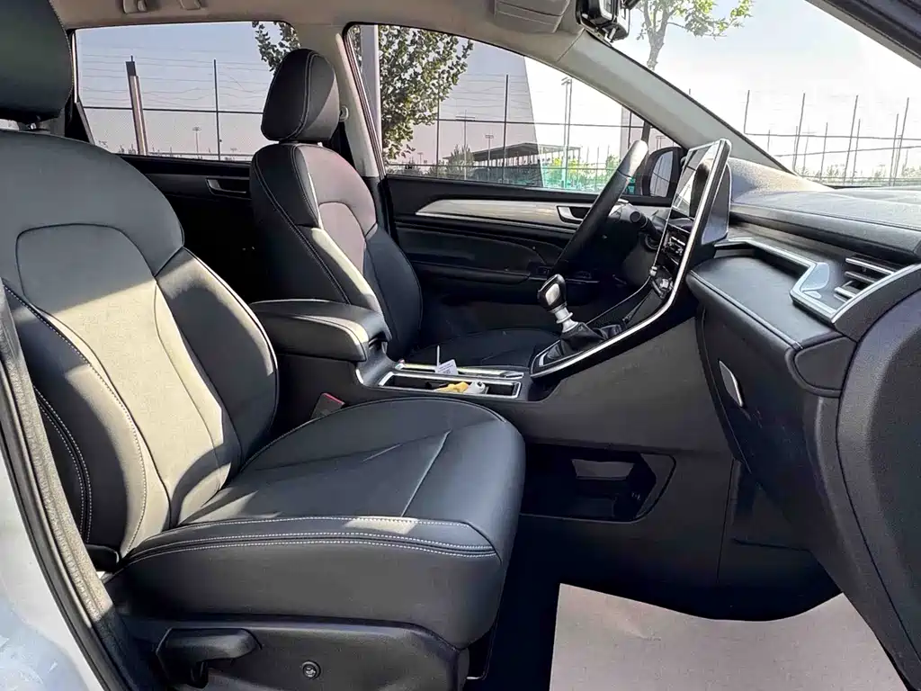 Haval M6 2023 — фото 10