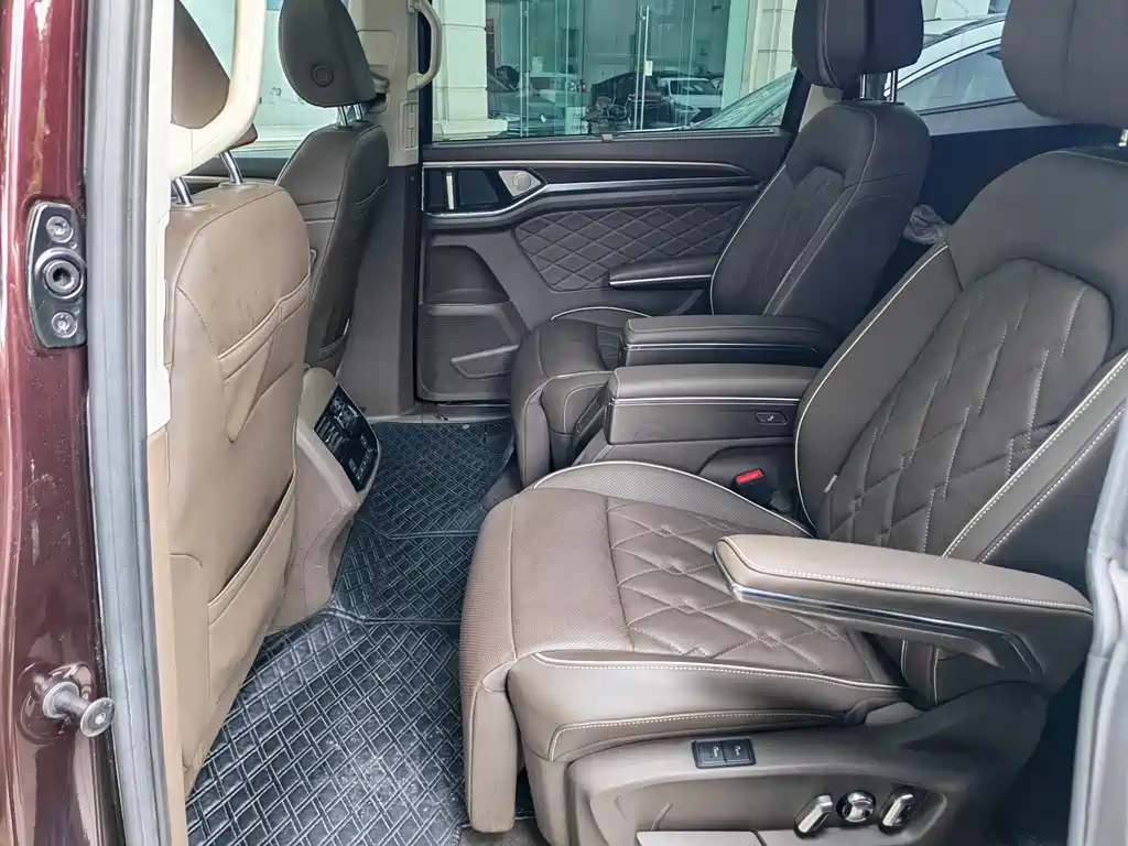 Volkswagen Viloran 2021