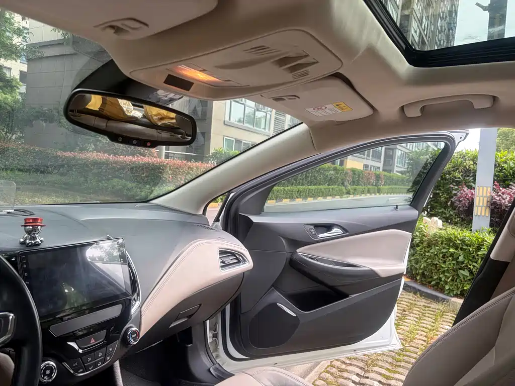 Chevrolet Cruze 2015 — фото 15