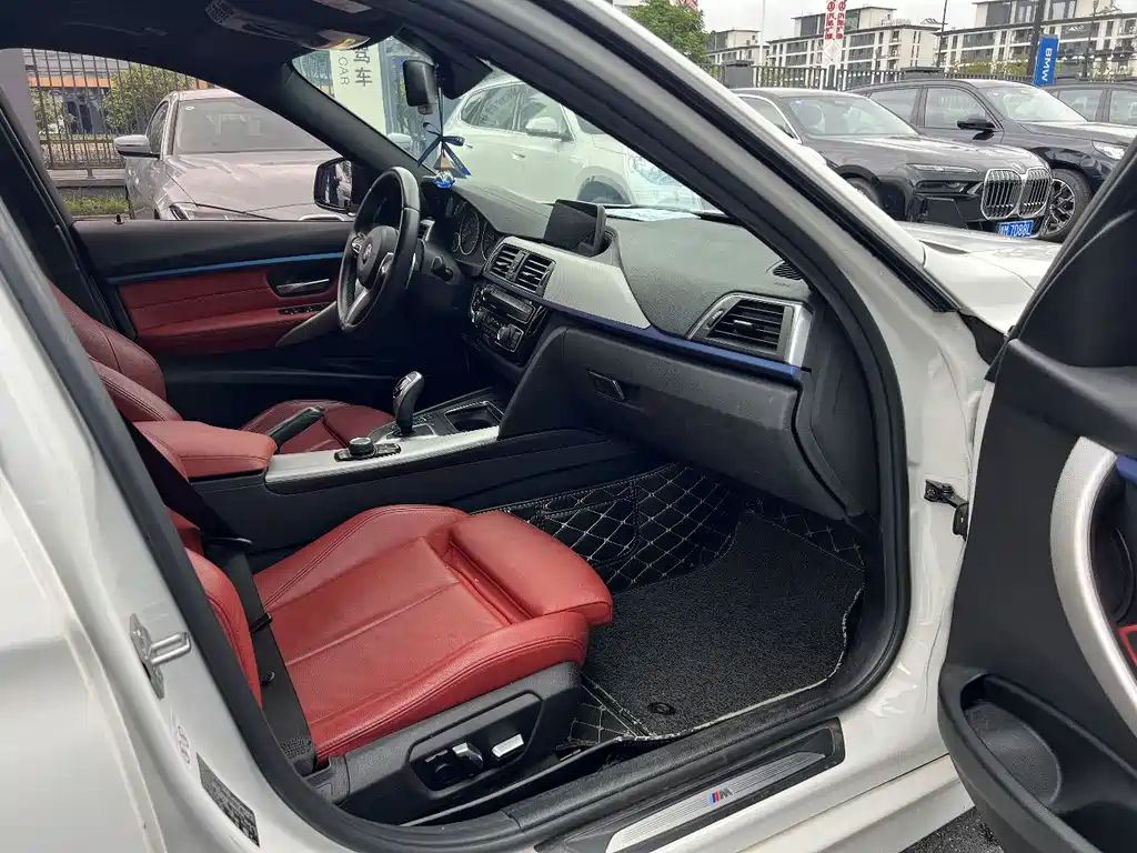 BMW 3 Series 2019