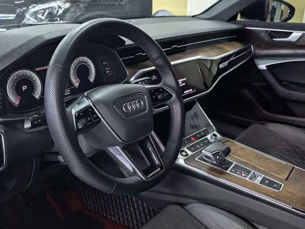 Audi A6L 2022 — фото 10