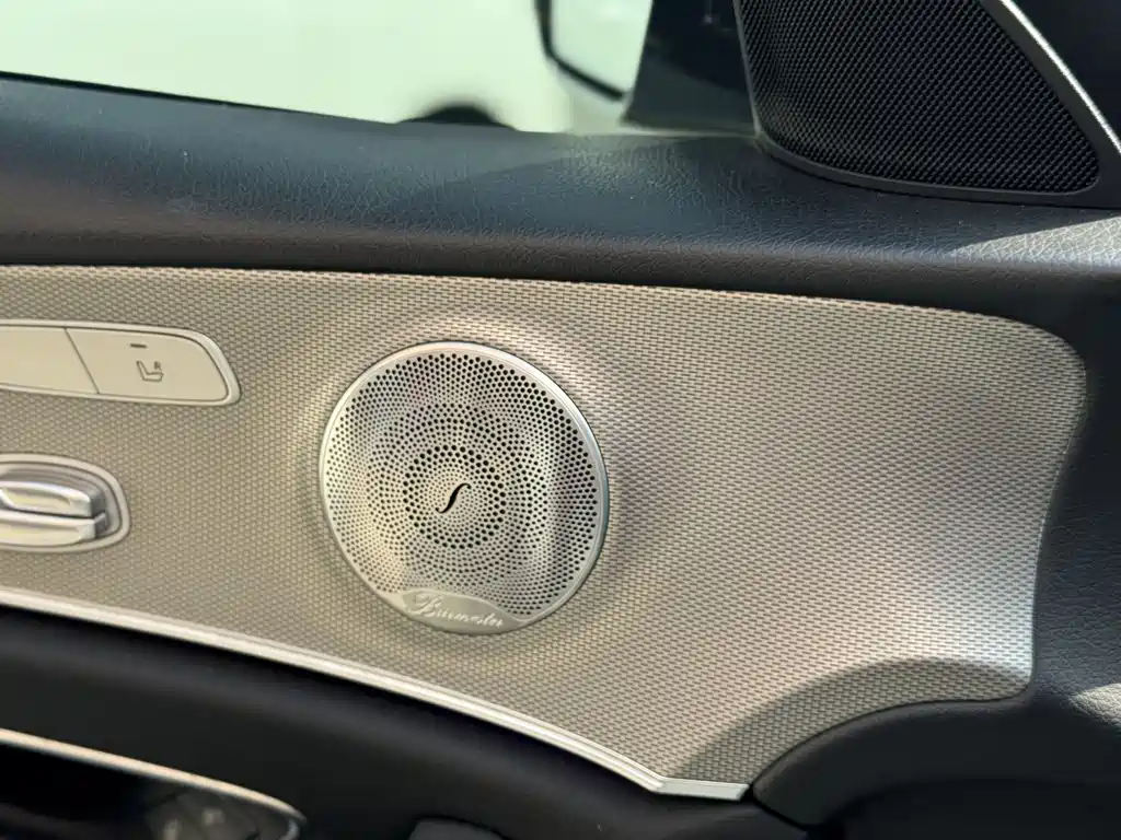 Mercedes-Benz E-Class 2018 — фото 15
