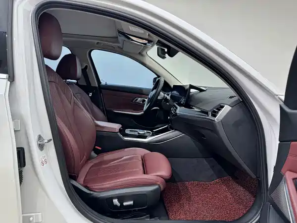 BMW i3 2023