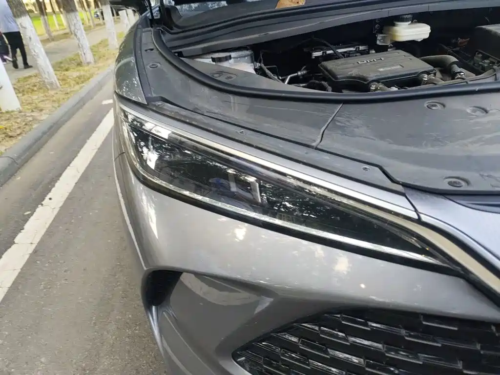 BYD Song L DM-i 2025 — фото 7