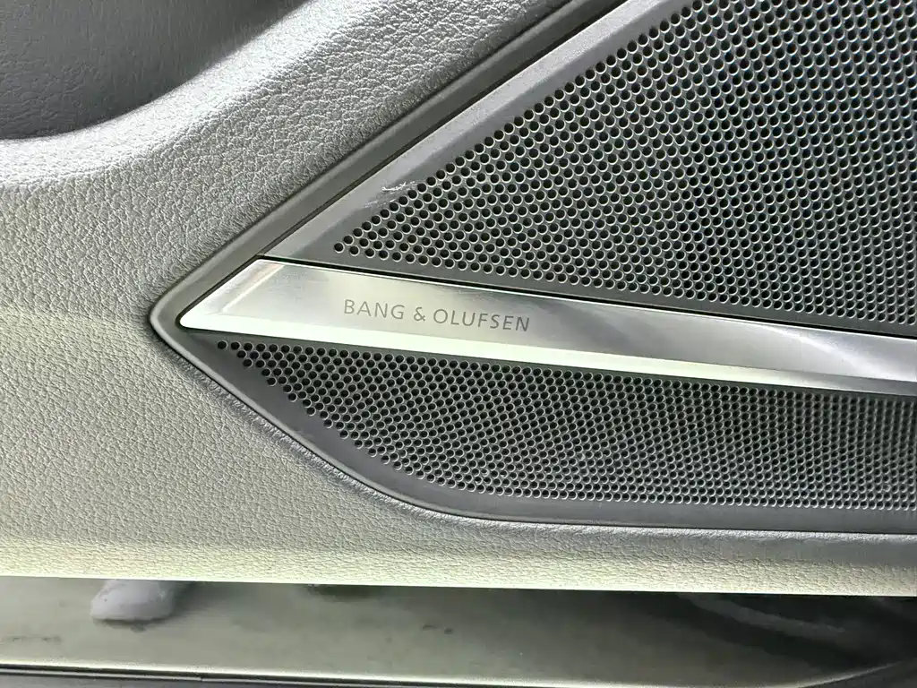 Audi A8 2019 — фото 9