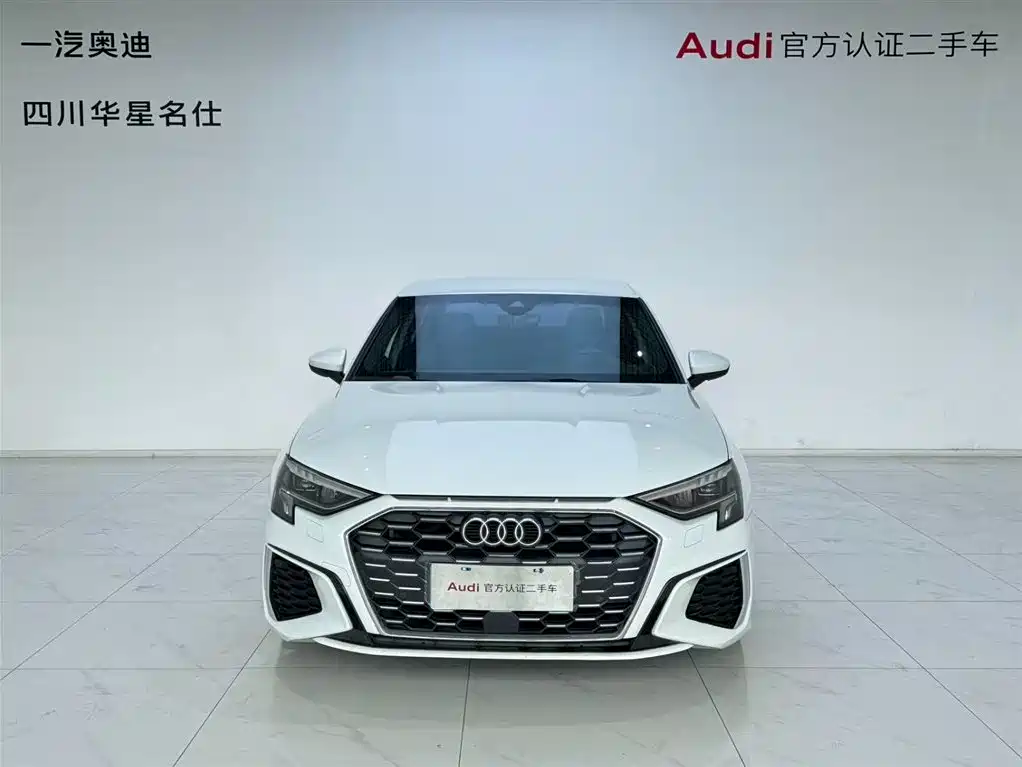 Audi A3 2021 — фото 2