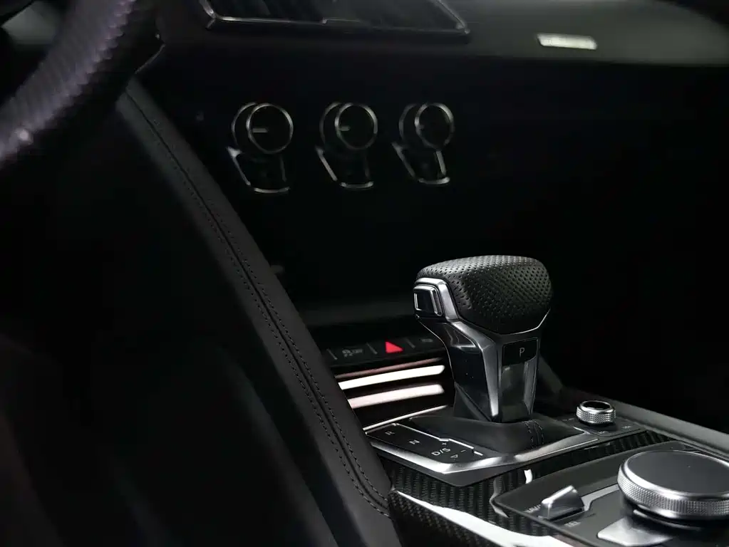 Audi R8 2022 — фото 10