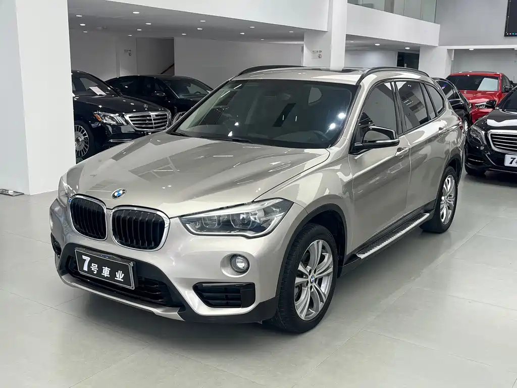 BMW X1 2019 — фото 1