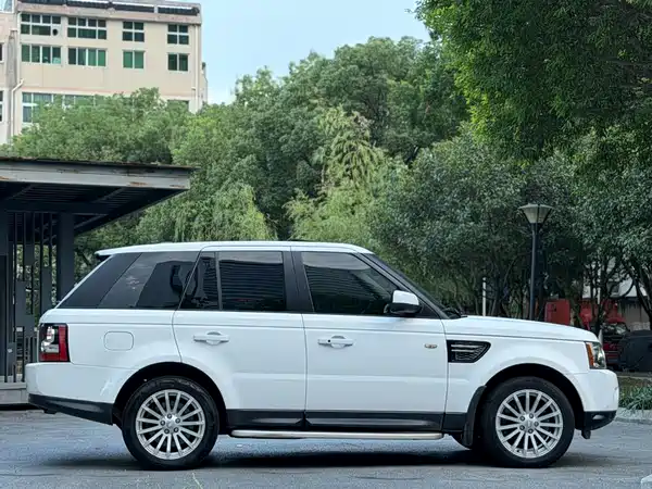 Land Rover Range Rover Sport 2012