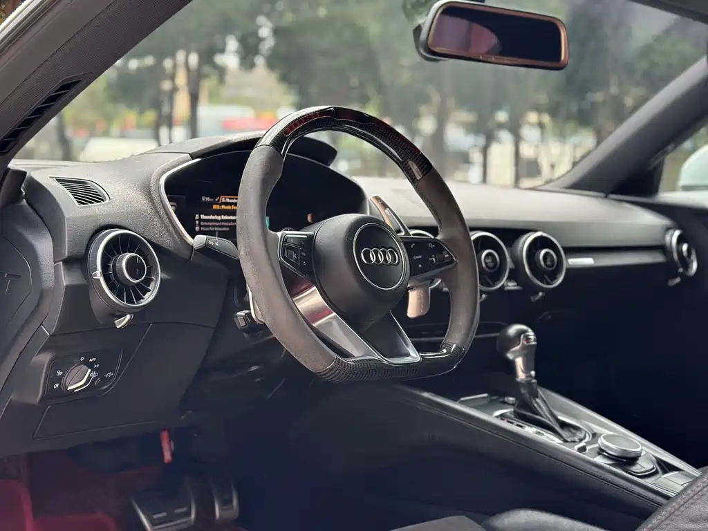 Audi TT 2016 — фото 6