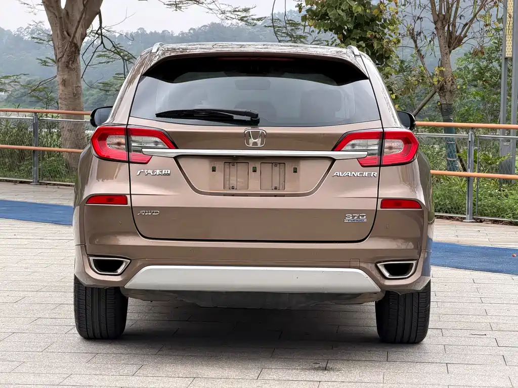 Honda Avancier 2017 — фото 8