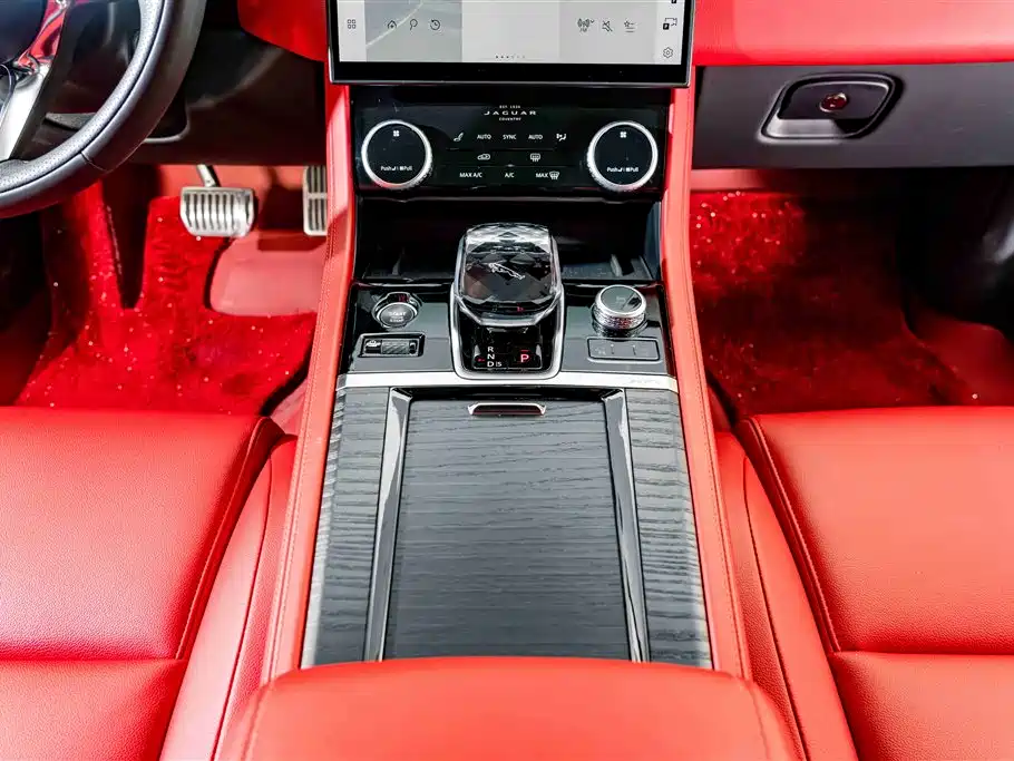 Jaguar XFL 2023 — фото 14
