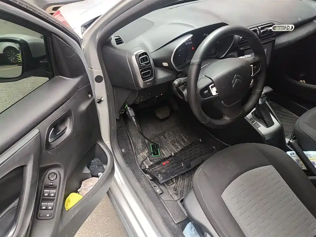 Citroen C3L 2023 — фото 16
