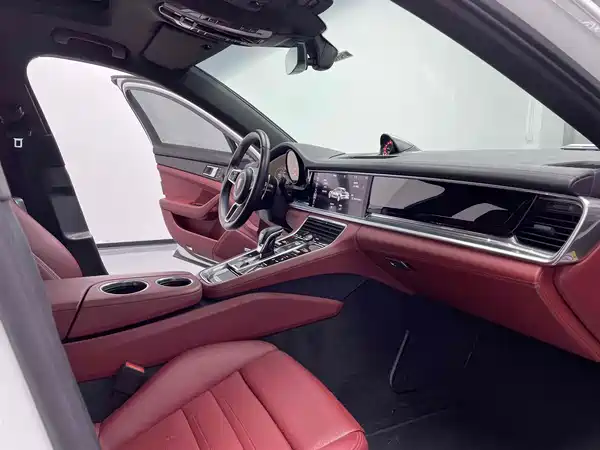 Porsche Panamera 2020