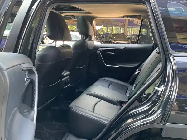 Toyota RAV4 2022