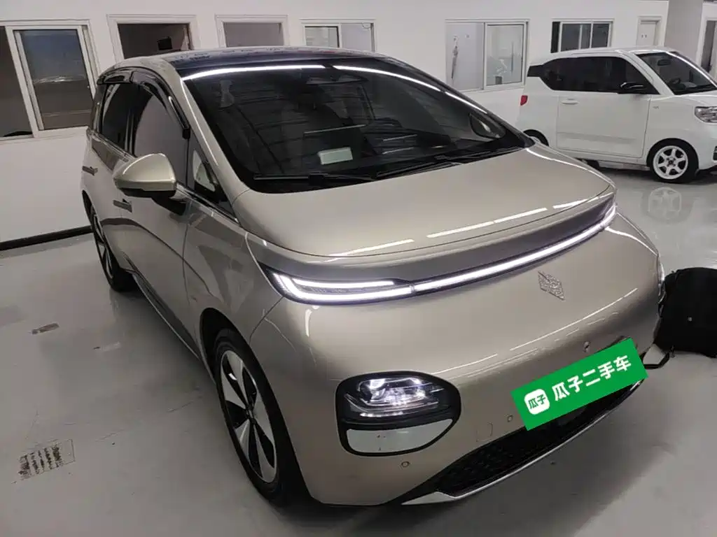 Baojun Clouds 2023