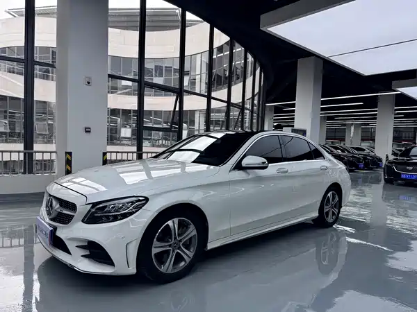 Mercedes-Benz C-Class 2020