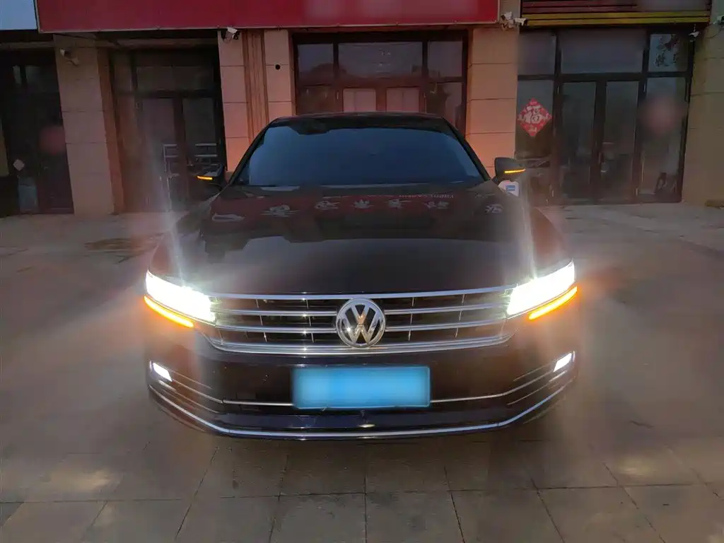 Volkswagen Phideon 2018 — фото 3