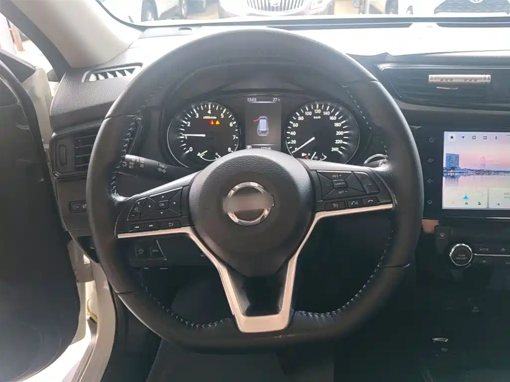 Nissan X-Trail 2020 — фото 11