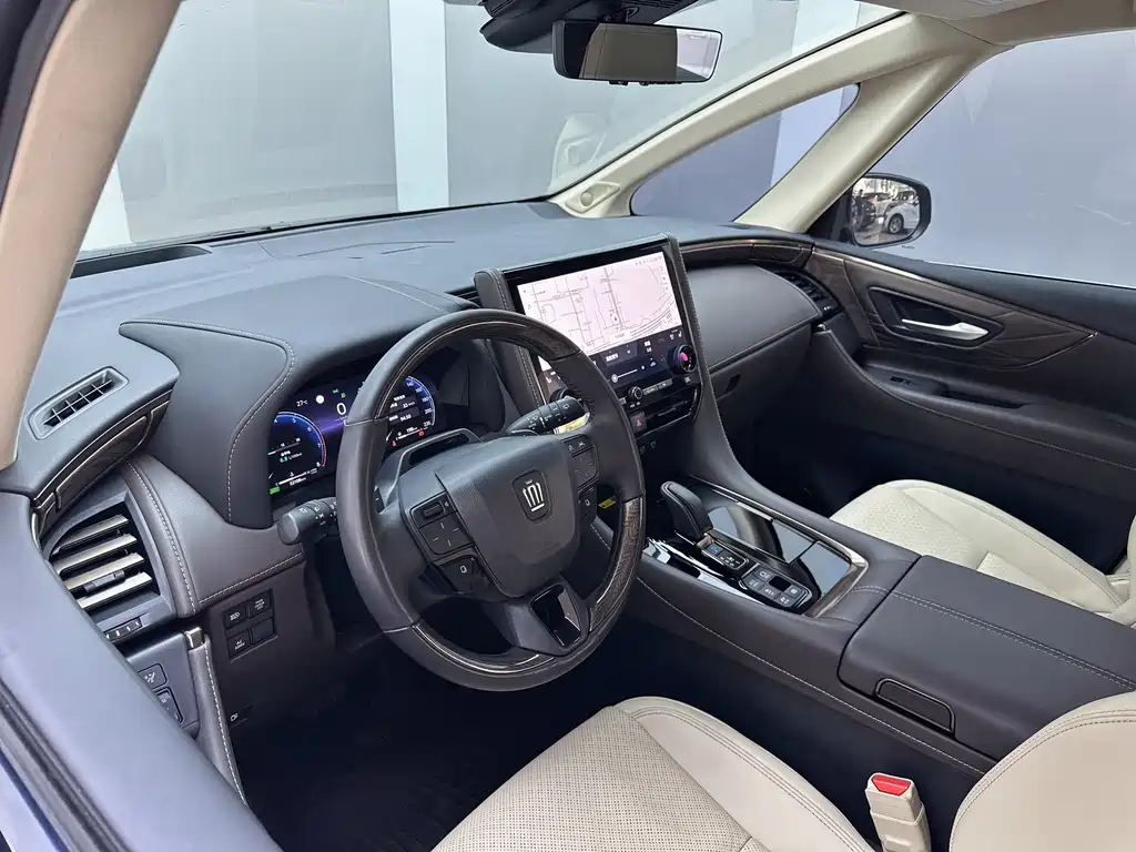 Toyota Vellfire 2024 — фото 20