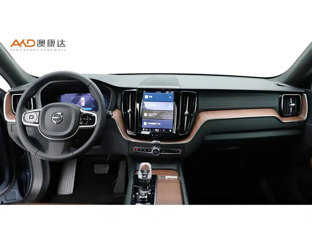 Volvo XC60 2025 — фото 5