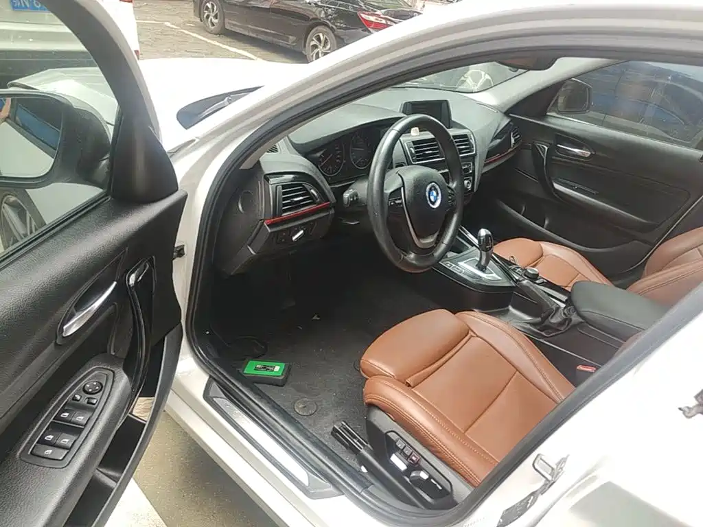BMW 1 Series 2016 — фото 16