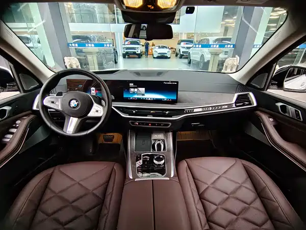 BMW X5 2023