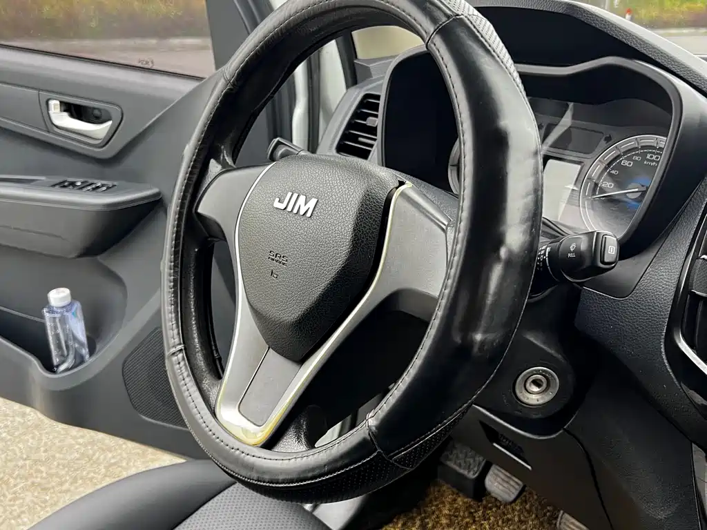 Isuzu RE-MAX 2018 — фото 15
