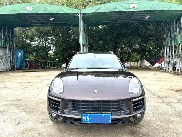 Porsche Macan 2015