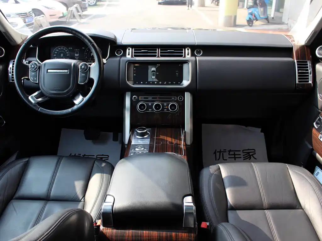 Land Rover Range Rover 2018 — фото 8