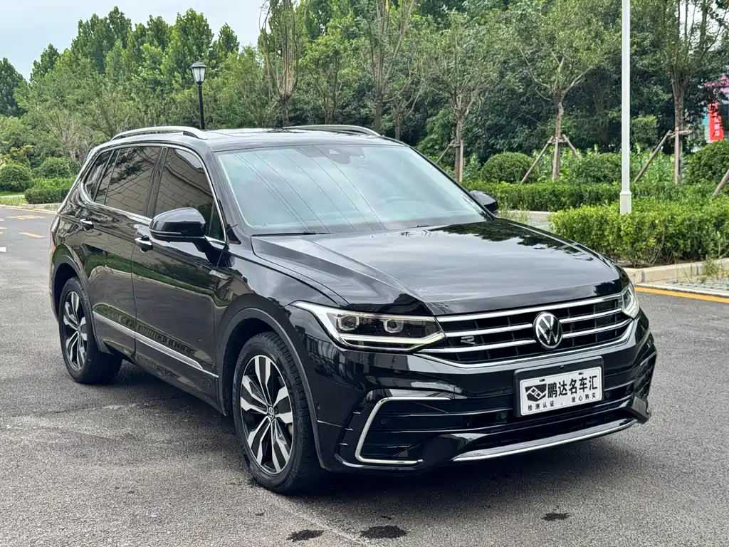 Volkswagen Tiguan L 2023