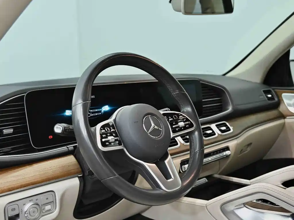 Mercedes-Benz GLE 2019 — фото 23