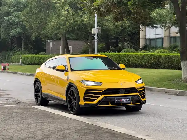 Lamborghini Urus 2019