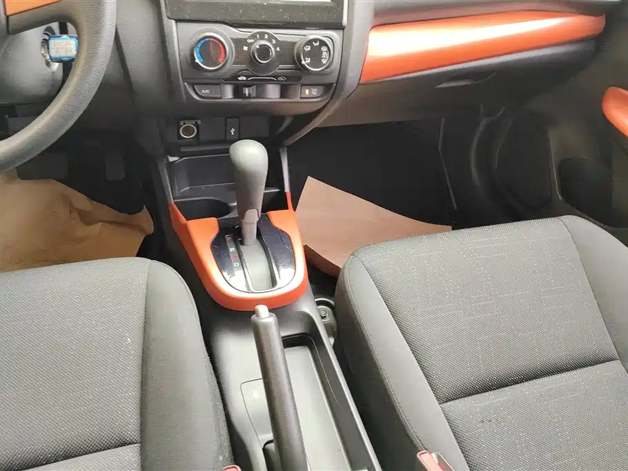 Honda Fit 2017 — фото 16