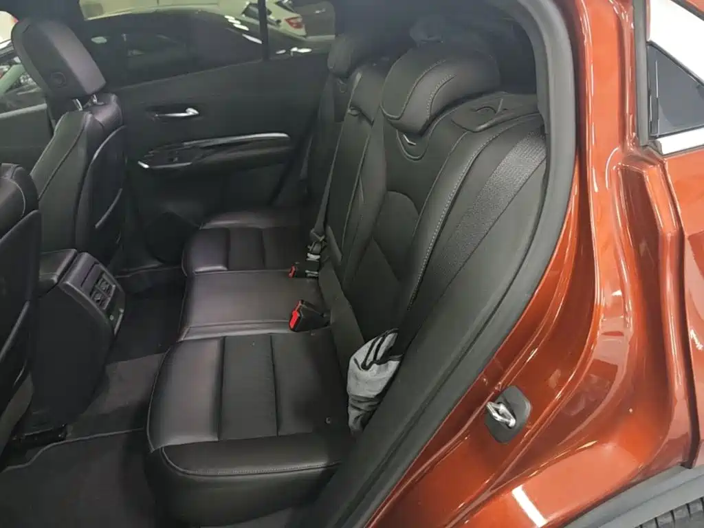 Cadillac XT4 2018 — фото 17