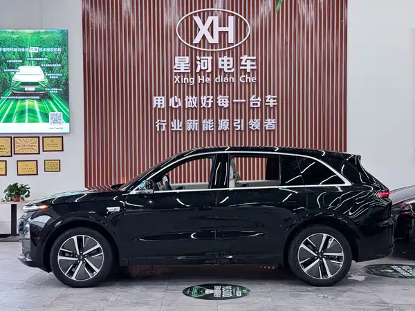 Li Auto L6 2024